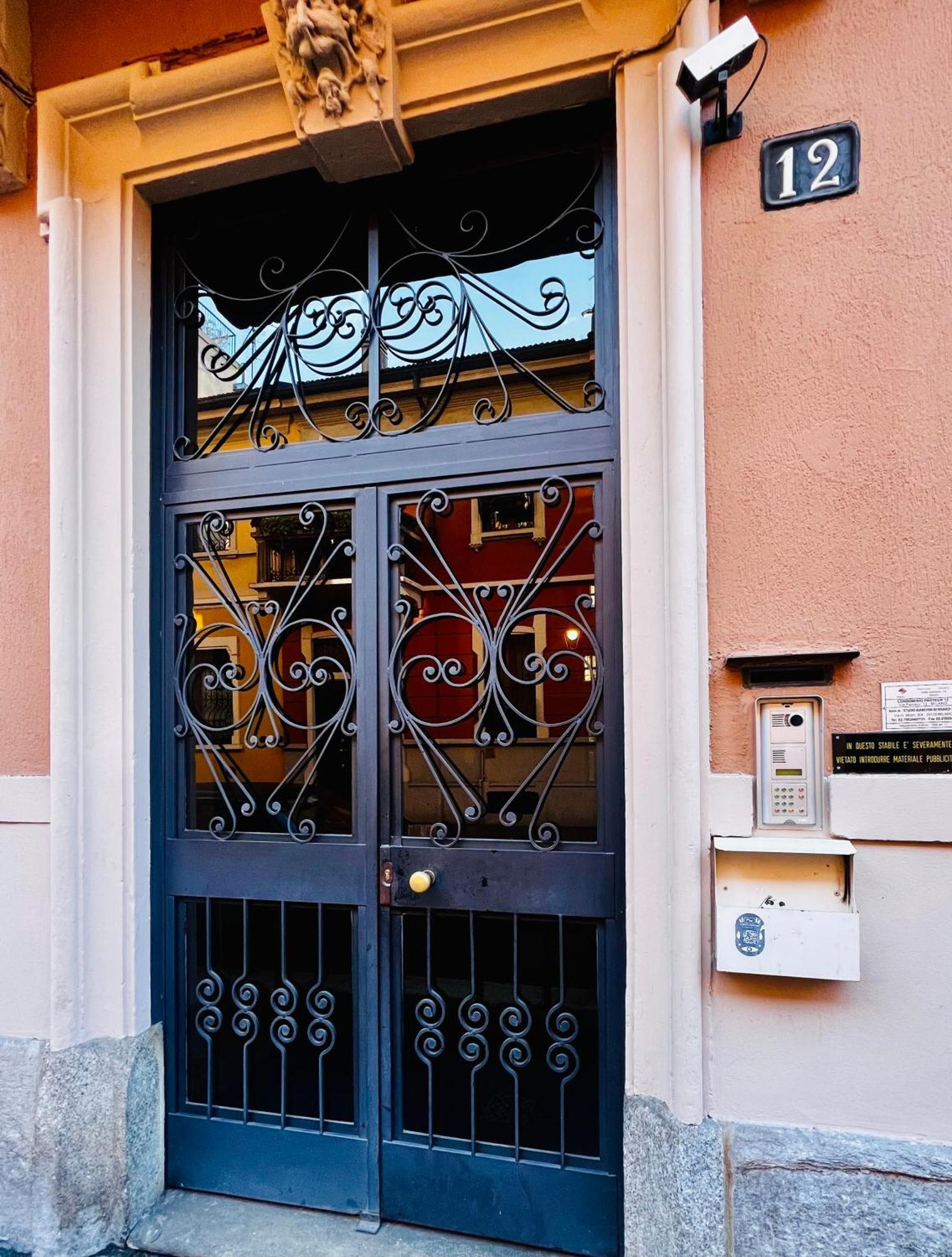 Double Room Charme Milano Central Station Exterior foto